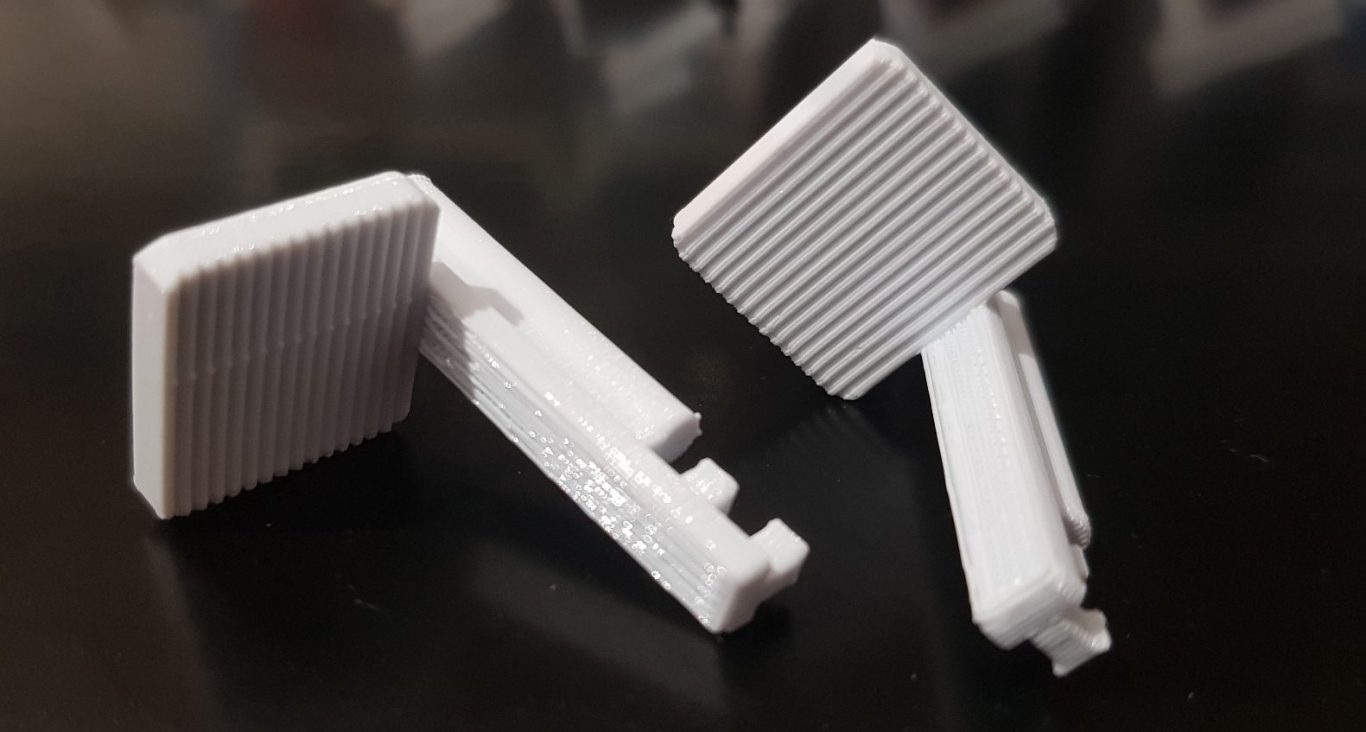 3d-druckteile 2 gedruckte Clips für ein Oldtimer Wohnmobil